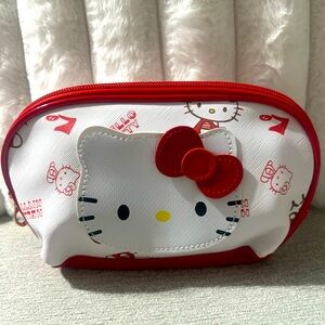 Hello kitty cosmetics bag 🎀